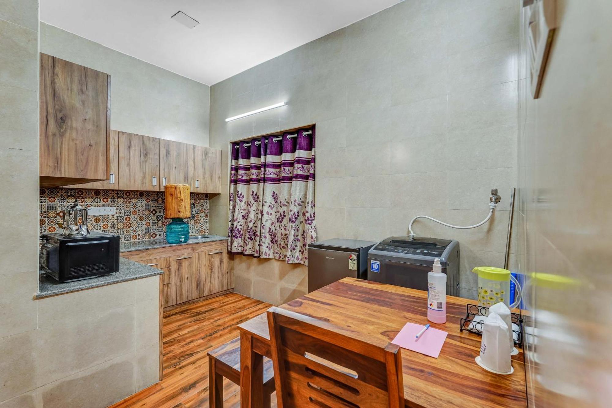 Season 4 Residences - 1Bhk Furnished Apartments 첸나이 외부 사진